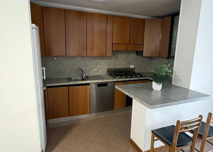 Via Mare アパート