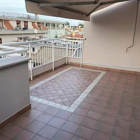 Via Mare 公寓 圣贝内代托-德尔特龙托