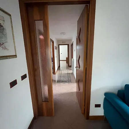 Via Mare * 圣贝内代托-德尔特龙托