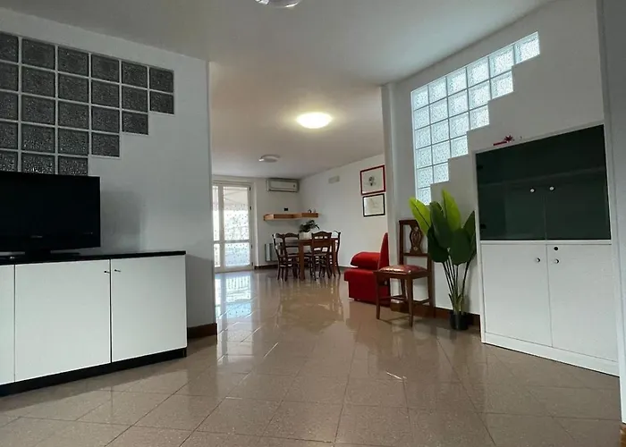 Via Mare 圣贝内代托-德尔特龙托